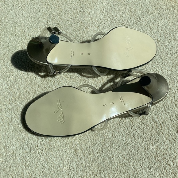 NWOT Walter Steiger Neutral Two-Inch Heels in Size 8 B - Picture 5 of 7